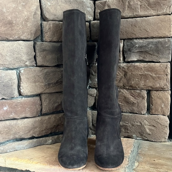 Alberto Fermani Gray‎ Suede Knee-High Boots / SZ 39 or 8.5-9 - Picture 6 of 13